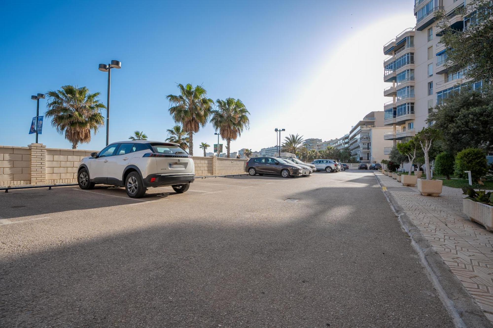 Vistas Al Mar En Fuengirola Parkig Gratuito Exterior foto
