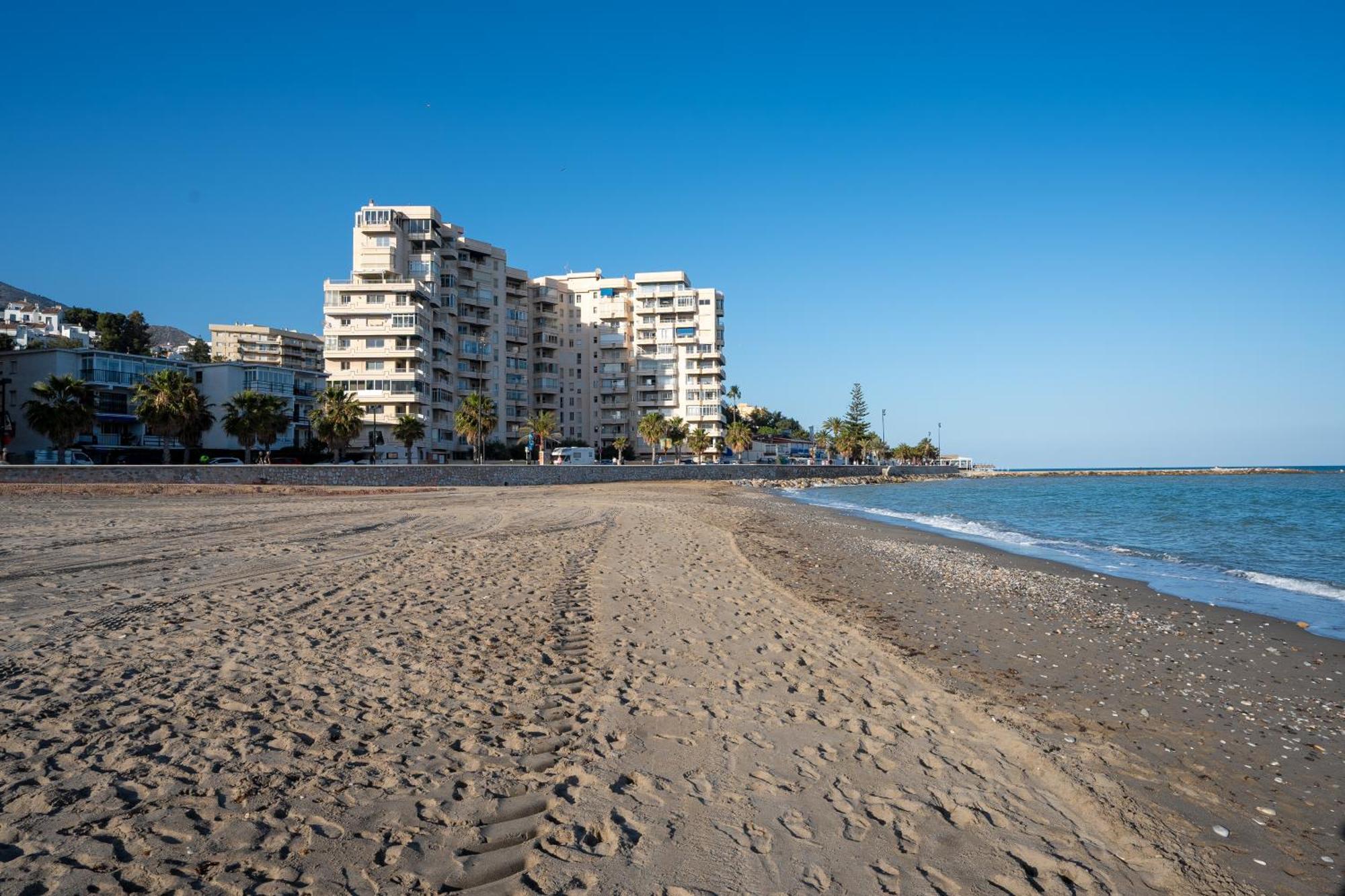 Vistas Al Mar En Fuengirola Parkig Gratuito Exterior foto